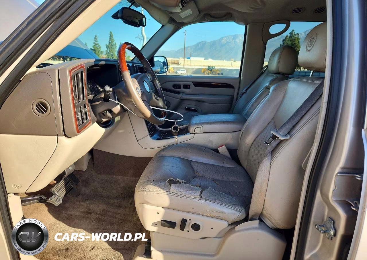 2006 Cadillac Escalade Luxury VIN:1GYEC63N76R116687 - 7