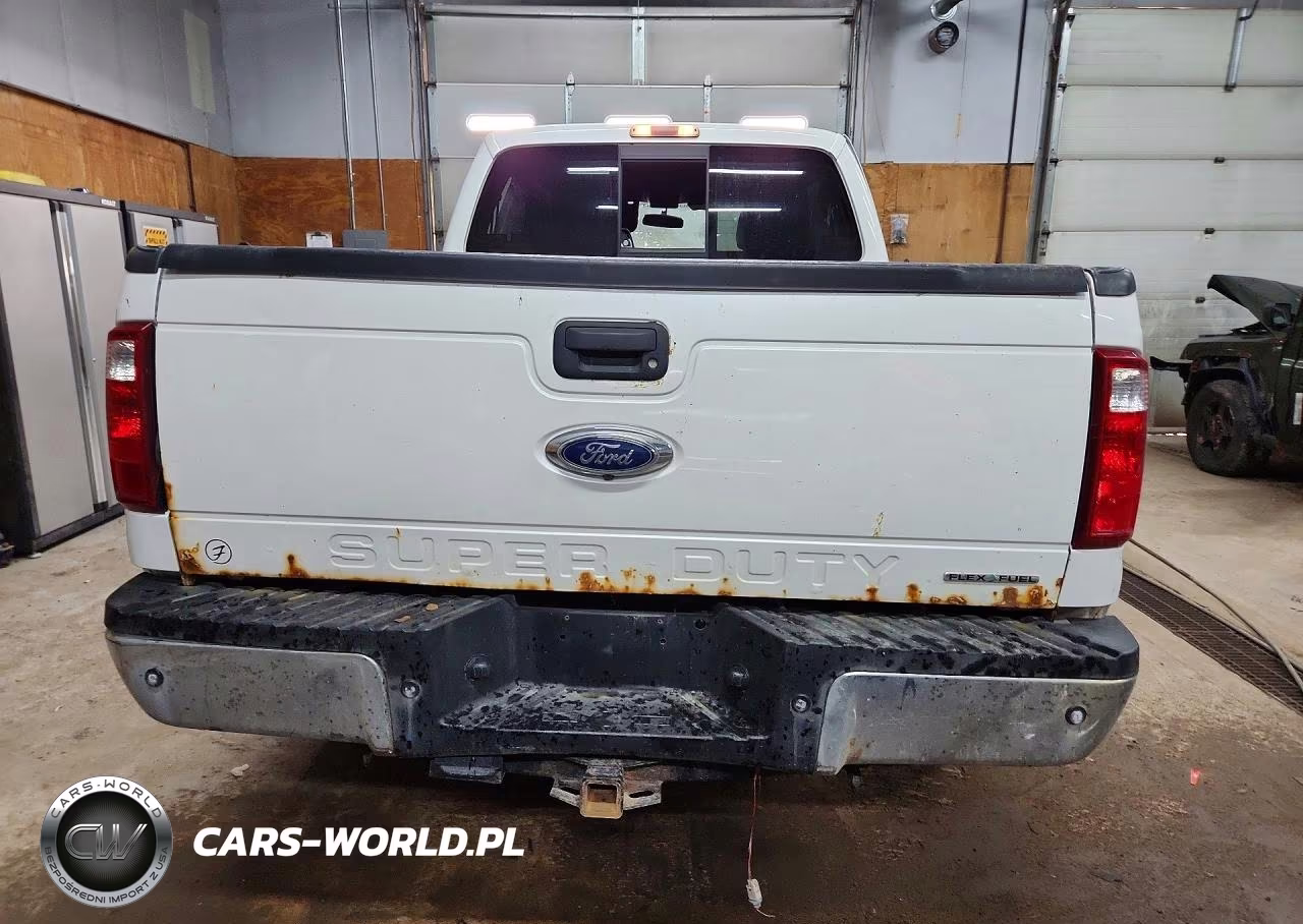 2014 Ford F250 Super Duty VIN:1FT7W2B6XEEA58363 - 6