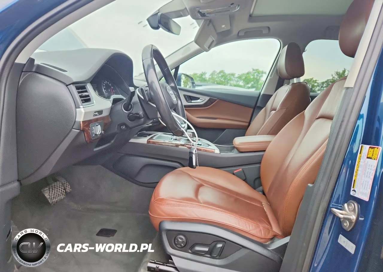 2018 Audi Q7 Premium Plus VIN:WA1LHBF7XJD020203 - 8