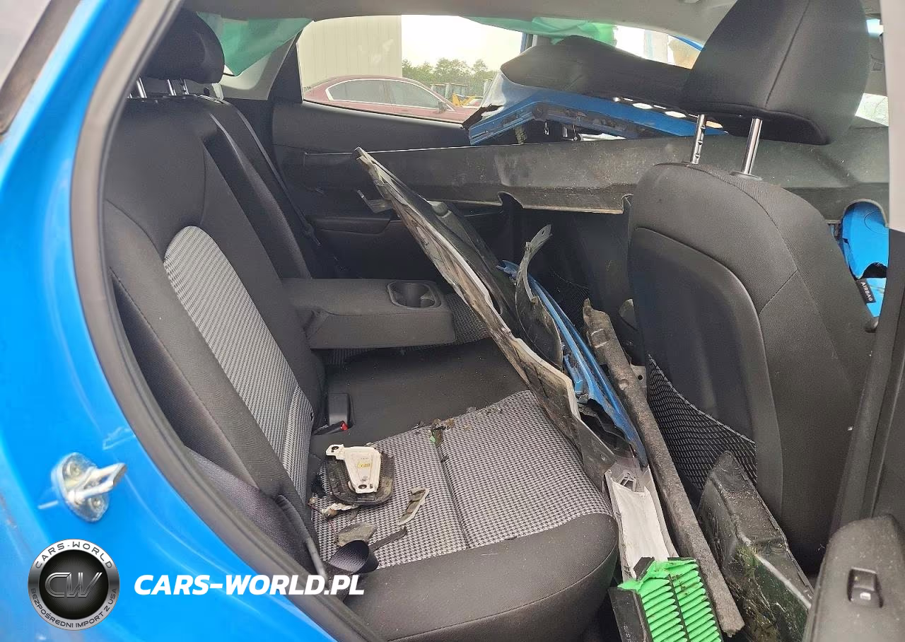 2018 Hyundai Kona Sel VIN:KM8K2CAA8JU072193 - 10