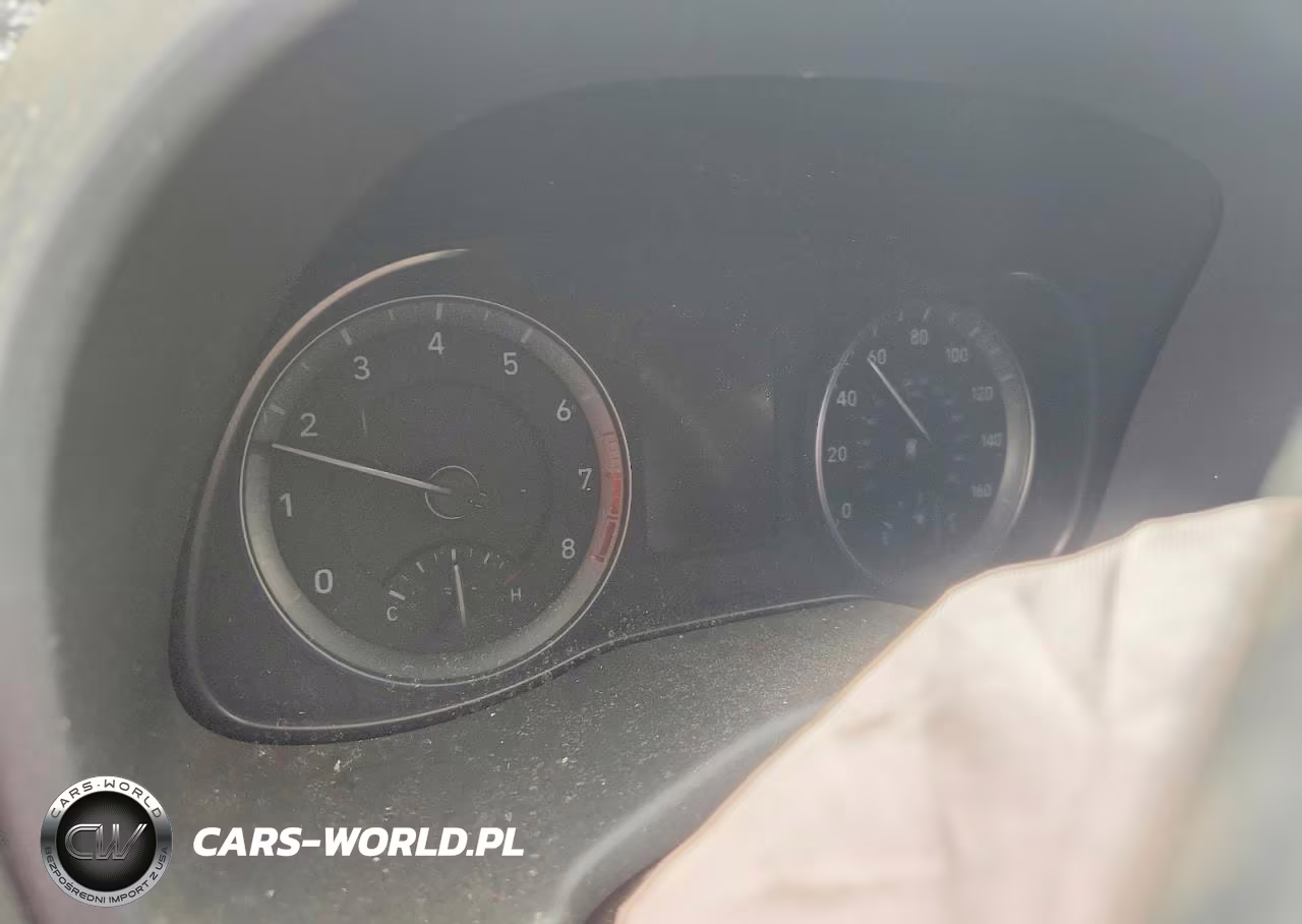 2018 Hyundai Kona Sel VIN:KM8K2CAA8JU072193 - 9
