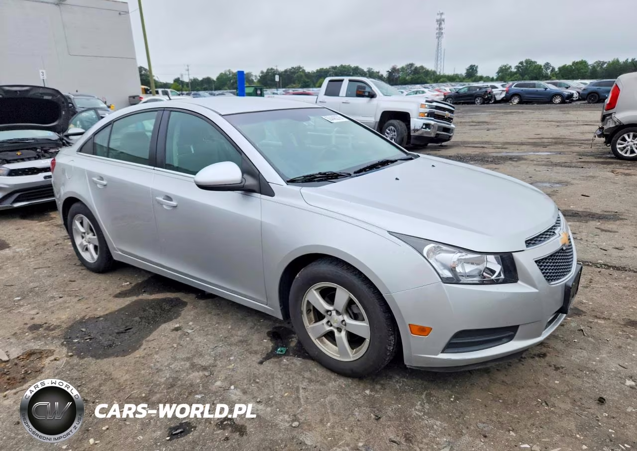 2014 Chevrolet Cruze Lt VIN:1G1PC5SB5E7465527 - 4