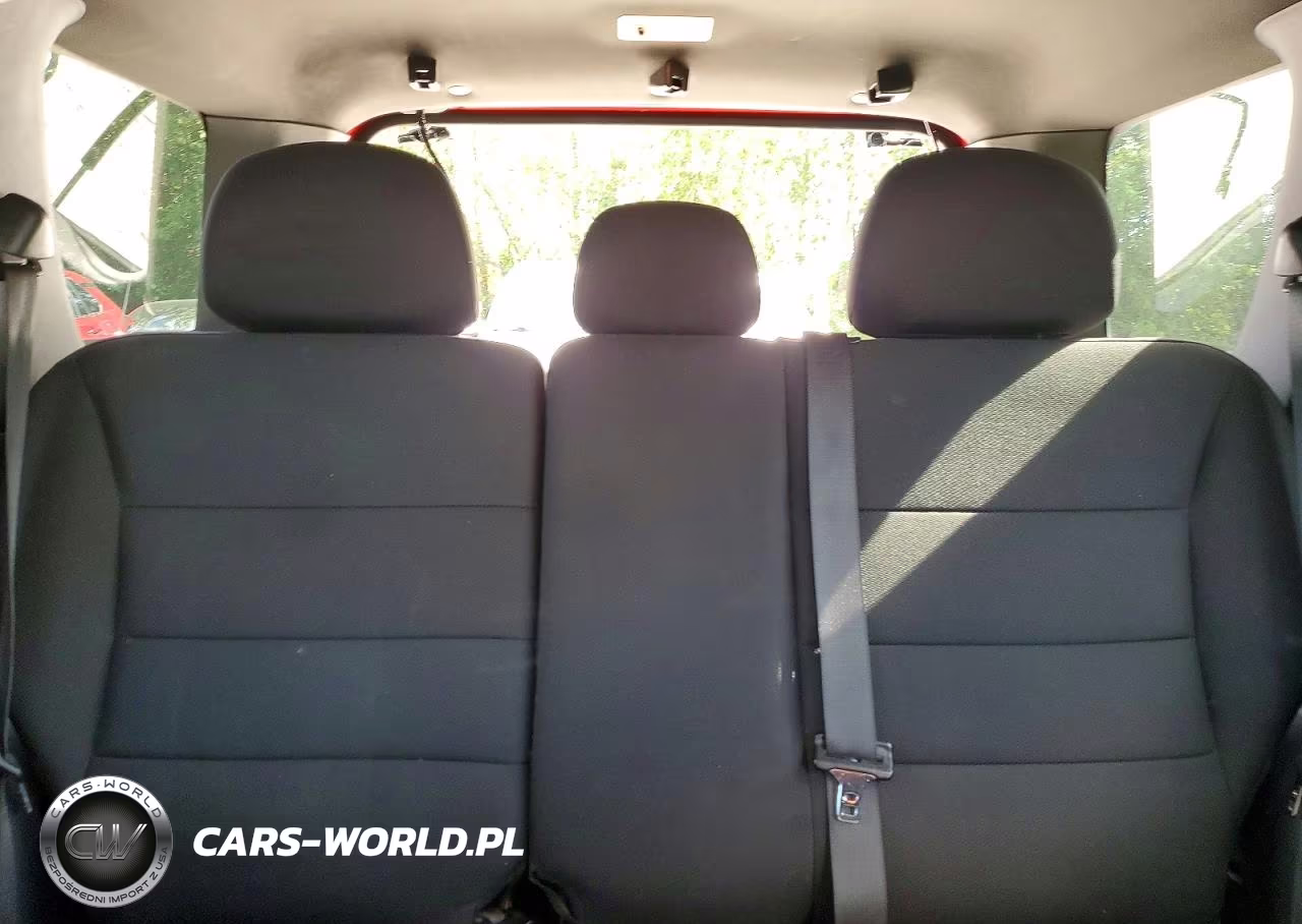 2010 Ford Escape Xlt VIN:1FMCU0D78AKA40496 - 10