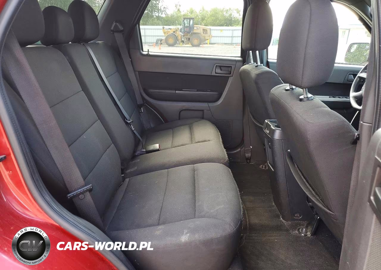 2010 Ford Escape Xlt VIN:1FMCU0D78AKA40496 - 11