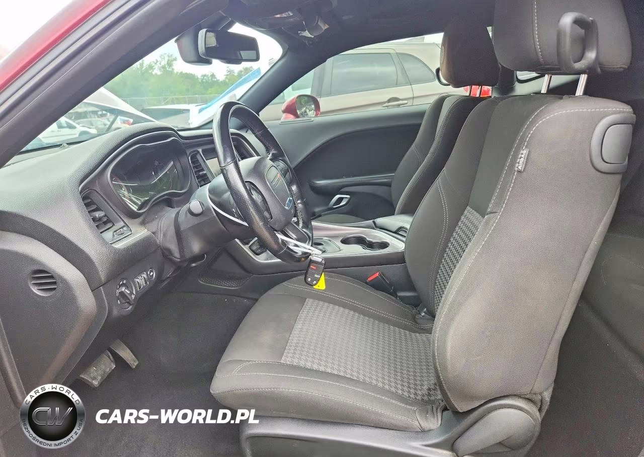 2020 Dodge Challenger Sxt VIN:2C3CDZAG2LH214784 - 7
