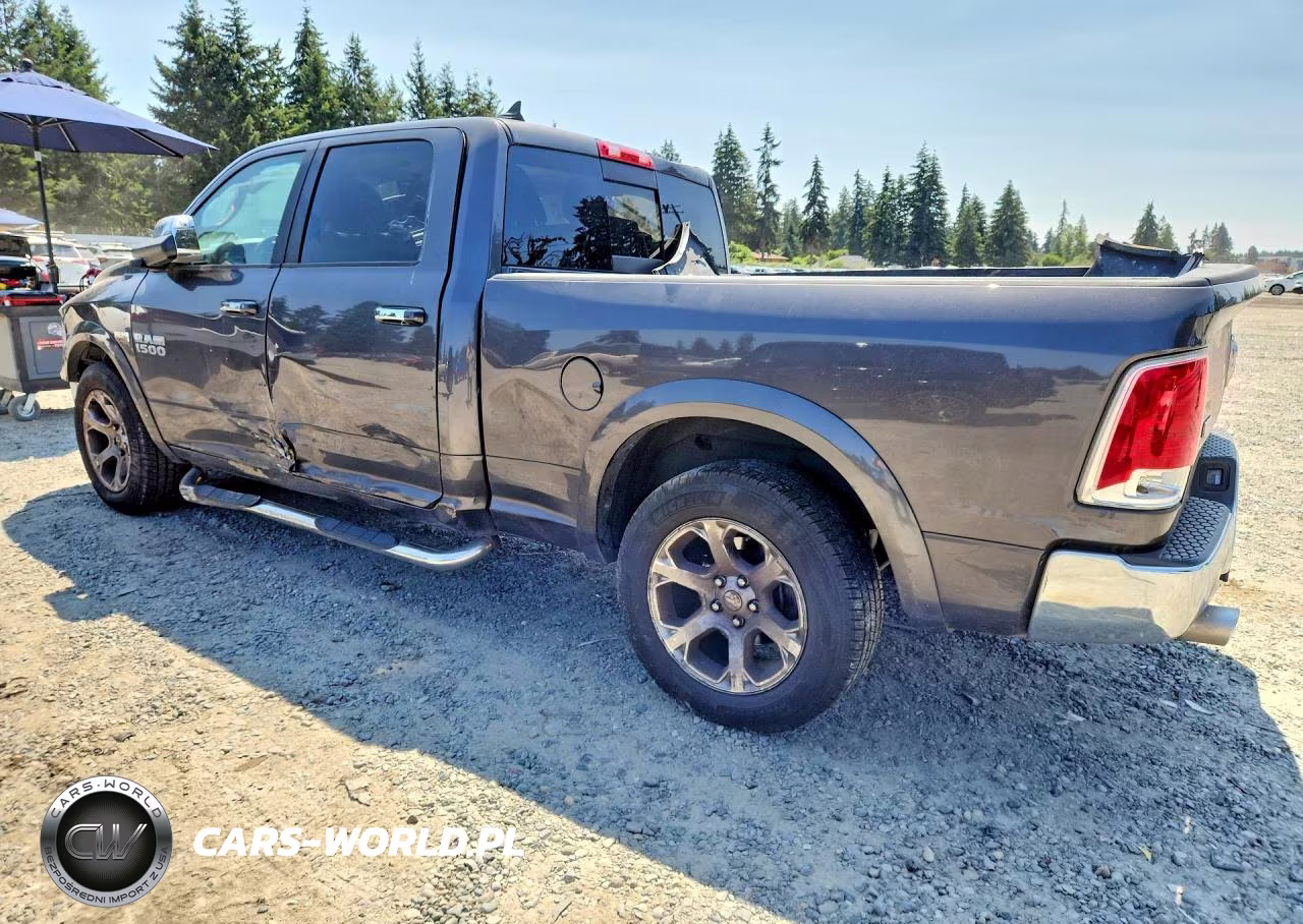 2017 Ram 1500 Laramie VIN:1C6RR7VT5HS774518 - 2