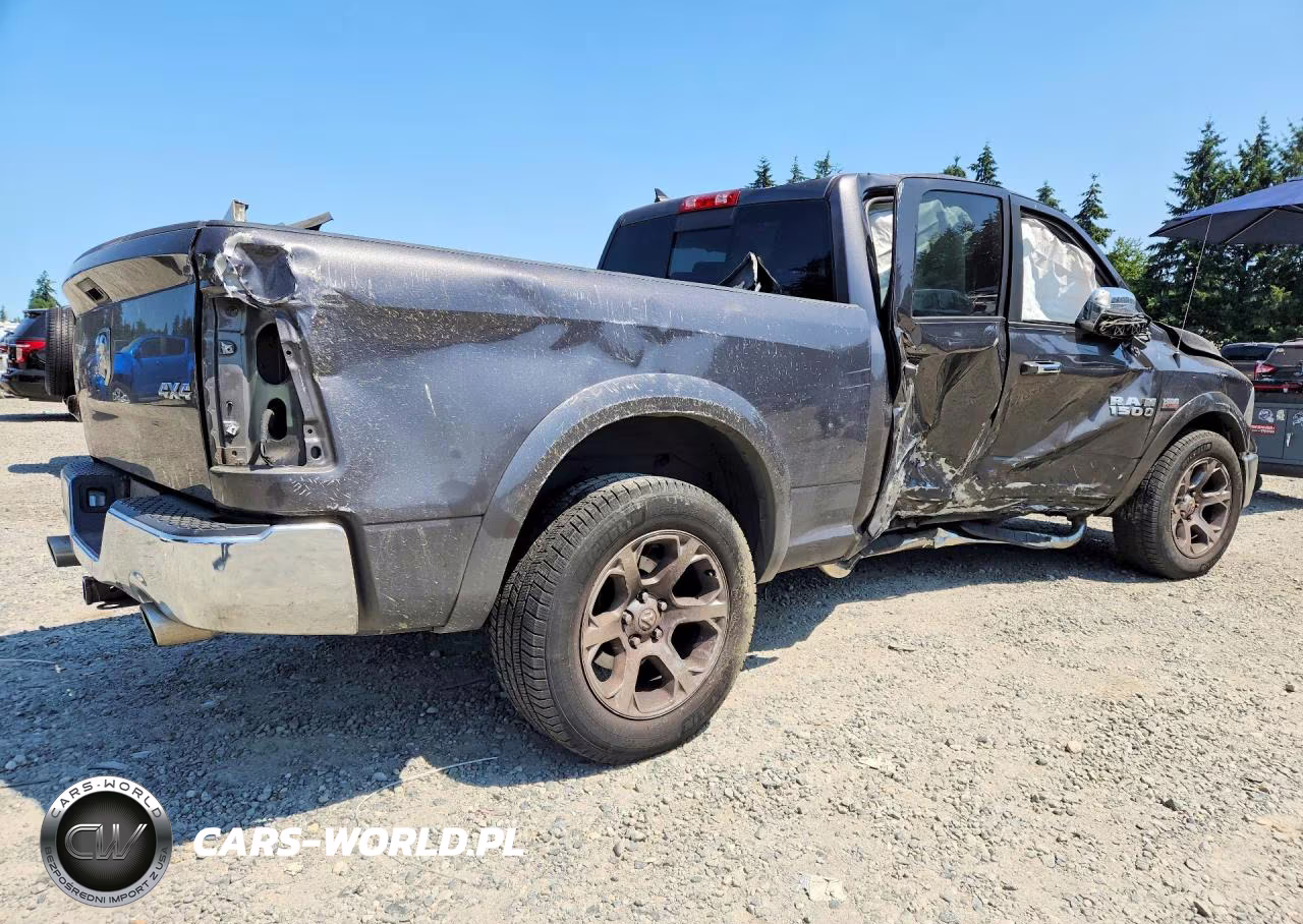 2017 Ram 1500 Laramie VIN:1C6RR7VT5HS774518 - 3