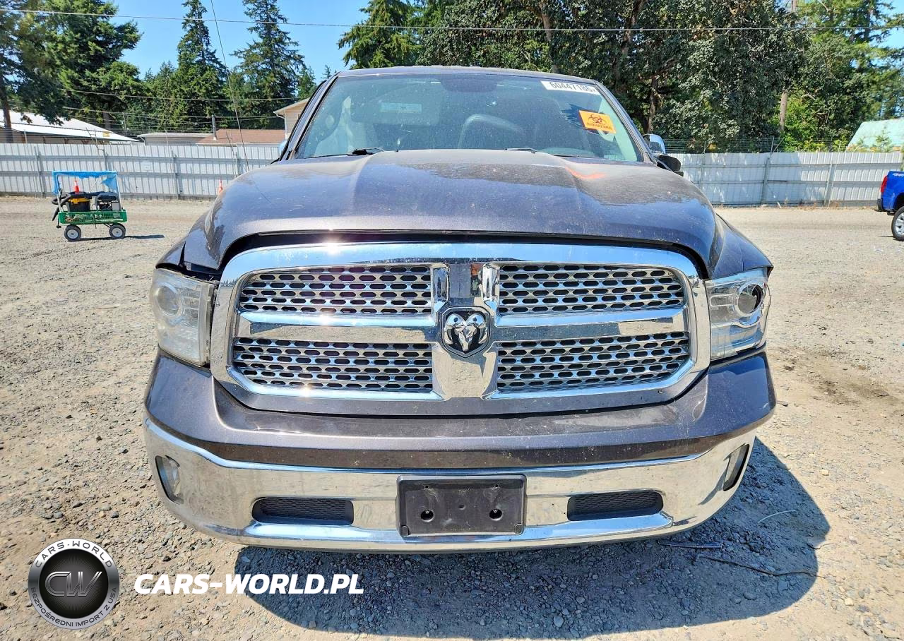 2017 Ram 1500 Laramie VIN:1C6RR7VT5HS774518 - 5