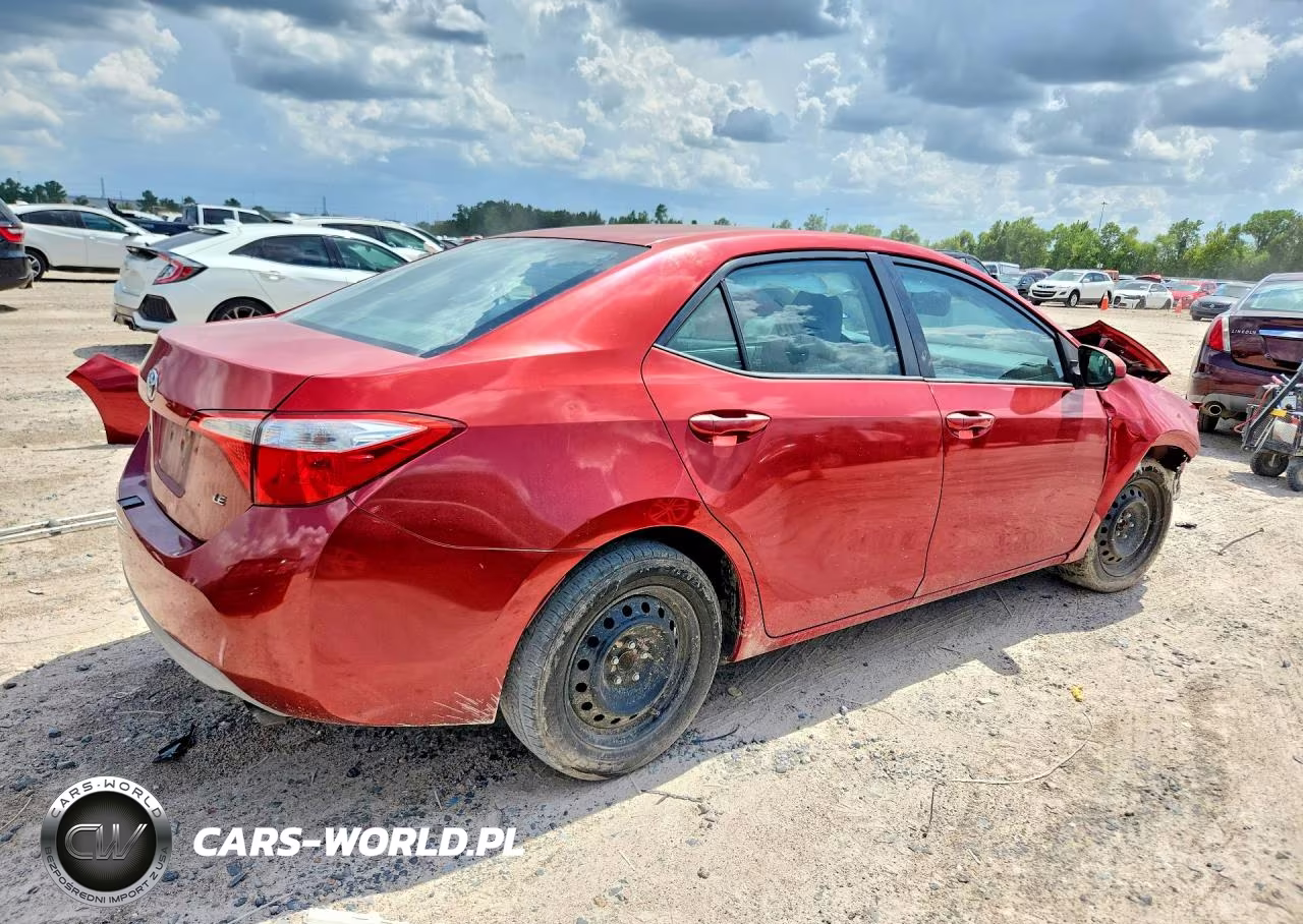2014 Toyota Corolla Le VIN:5YFBURHE7EP112843 - 3