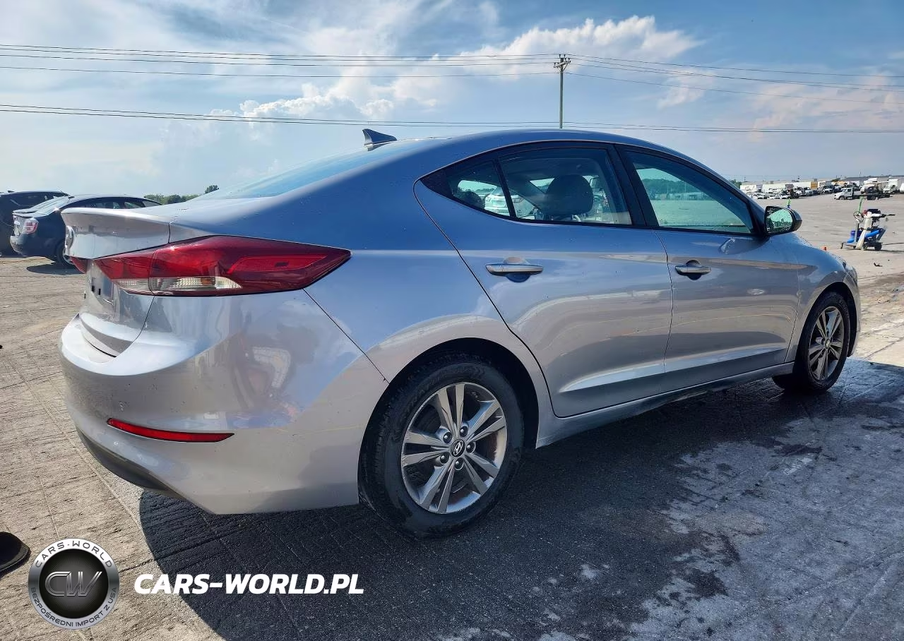 2017 Hyundai Elantra Se VIN:5NPD84LF0HH052387 - 3