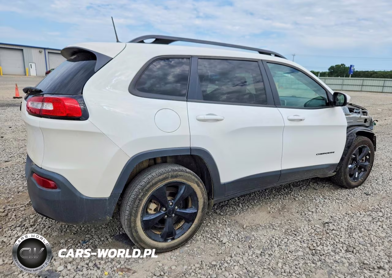 2018 Jeep Cherokee Latitude VIN:1C4PJLCB5JD542487 - 3