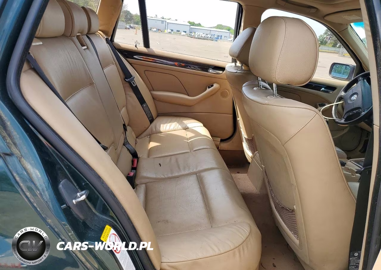 2004 BMW 325 Xi VIN:WBAEP33414PF03650 - 10