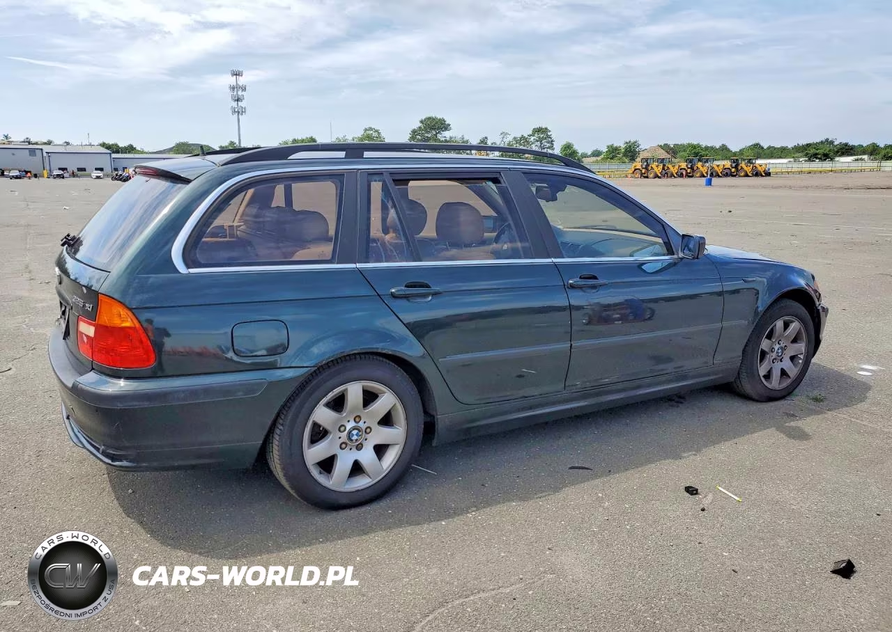 2004 BMW 325 Xi VIN:WBAEP33414PF03650 - 3