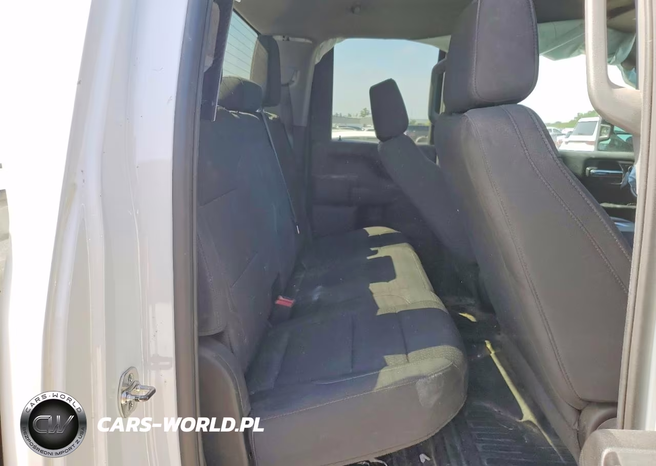 2025 Chevrolet Silverado C2500 Heavy Duty VIN:1GC5ALE73SF115122 - 10