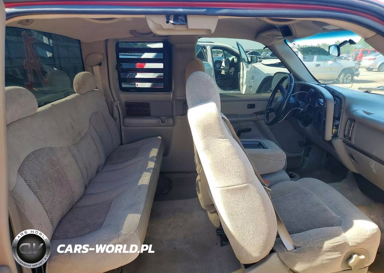 2001 Chevrolet Silverado C1500 VIN:2GCEC19V711152056 - 10