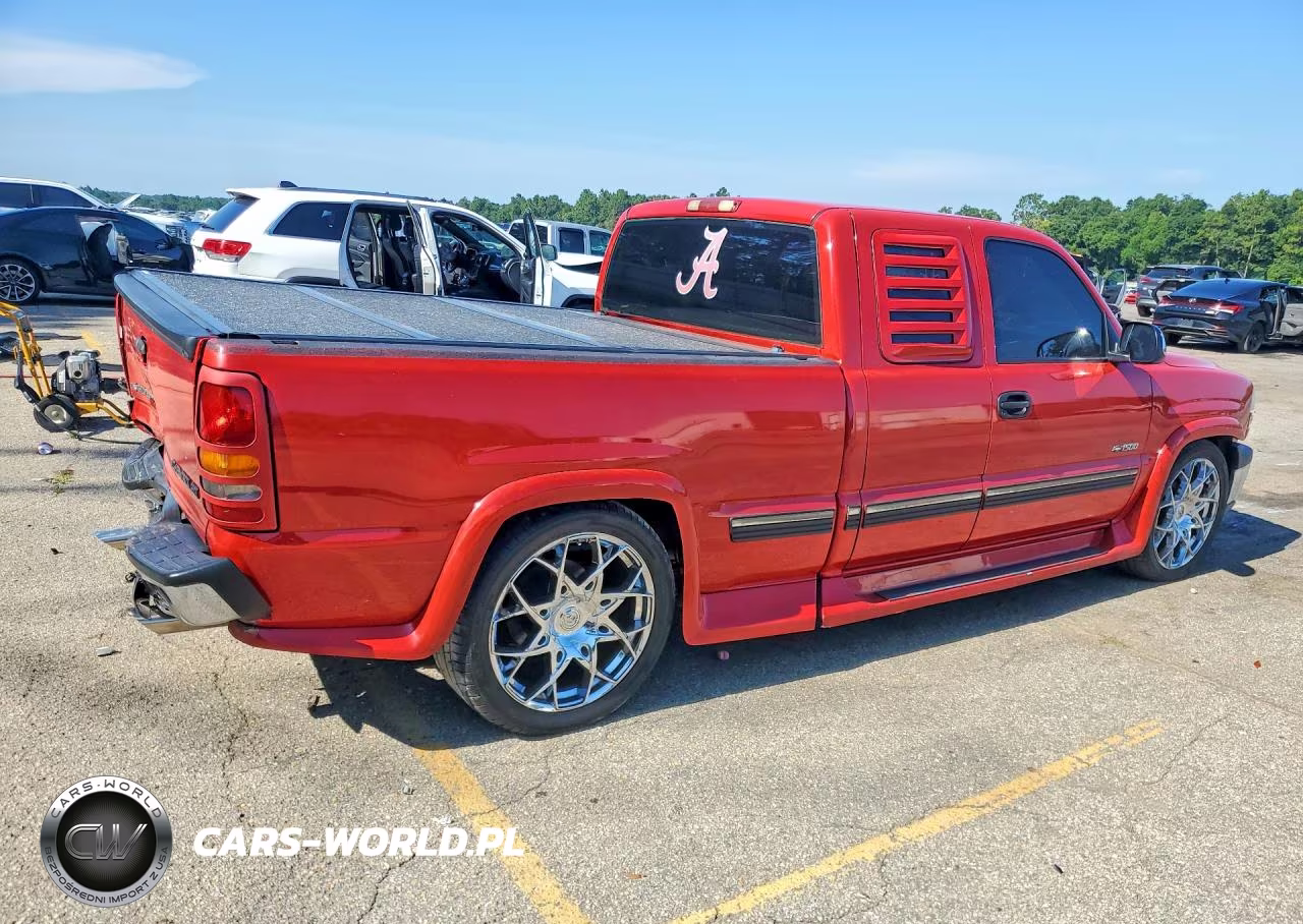 2001 Chevrolet Silverado C1500 VIN:2GCEC19V711152056 - 3