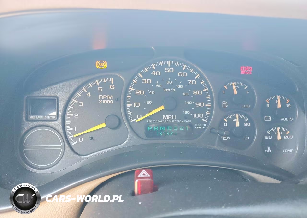 2001 Chevrolet Silverado C1500 VIN:2GCEC19V711152056 - 9