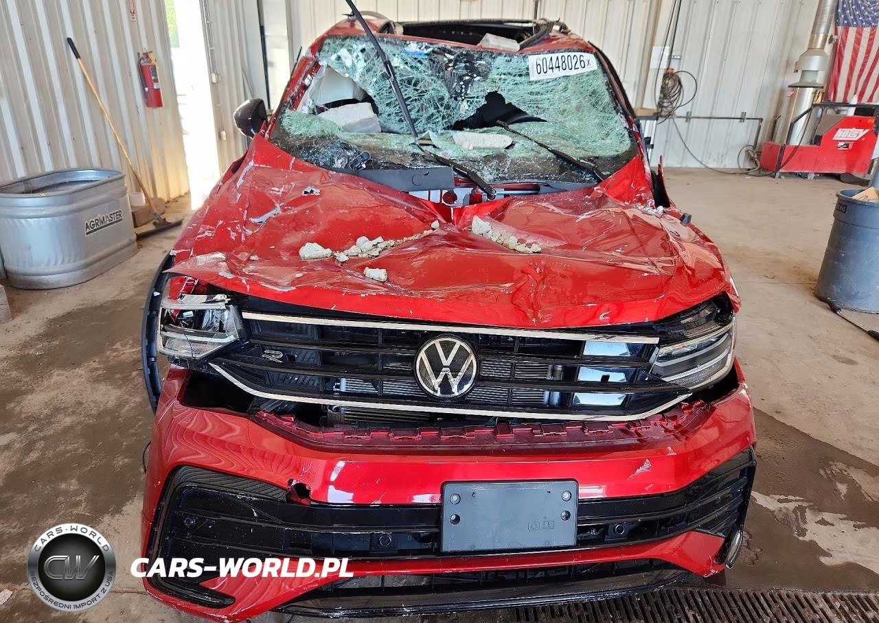 2024 Volkswagen Tiguan Se R-Line Black VIN:3VV8B7AX8RM227918 - 5