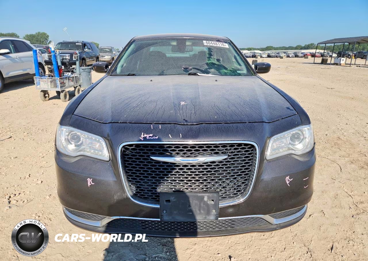 2017 Chrysler 300 Limited VIN:2C3CCARG9HH534281 - 5
