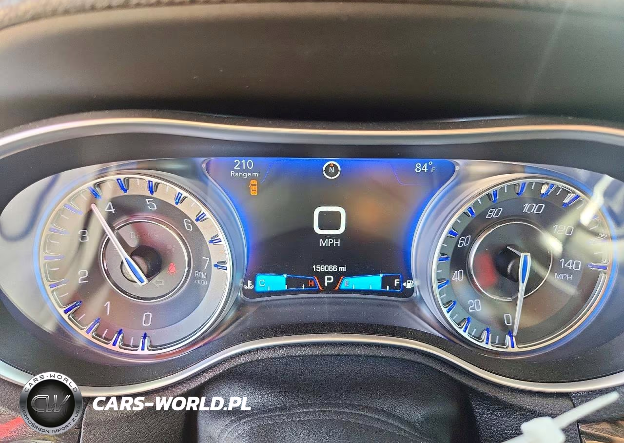 2017 Chrysler 300 Limited VIN:2C3CCARG9HH534281 - 9