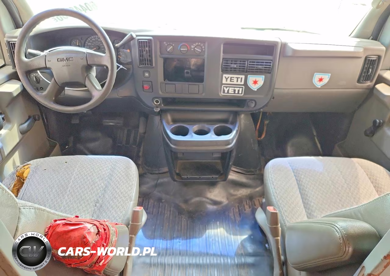 2004 GMC Savana G1500 VIN:1GTFG15X841187019 - 8
