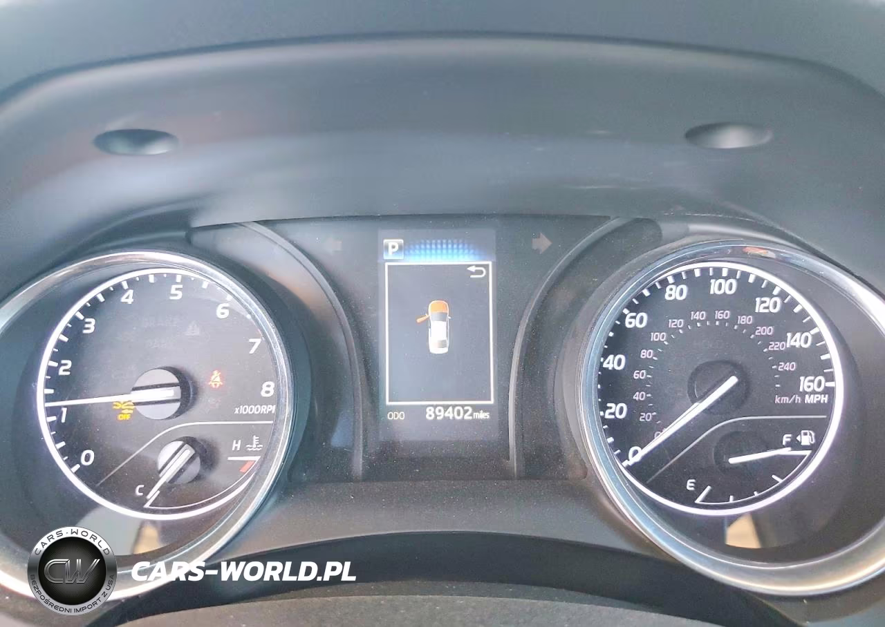 2019 Toyota Camry Le VIN:4T1B11HK5KU762619 - 9