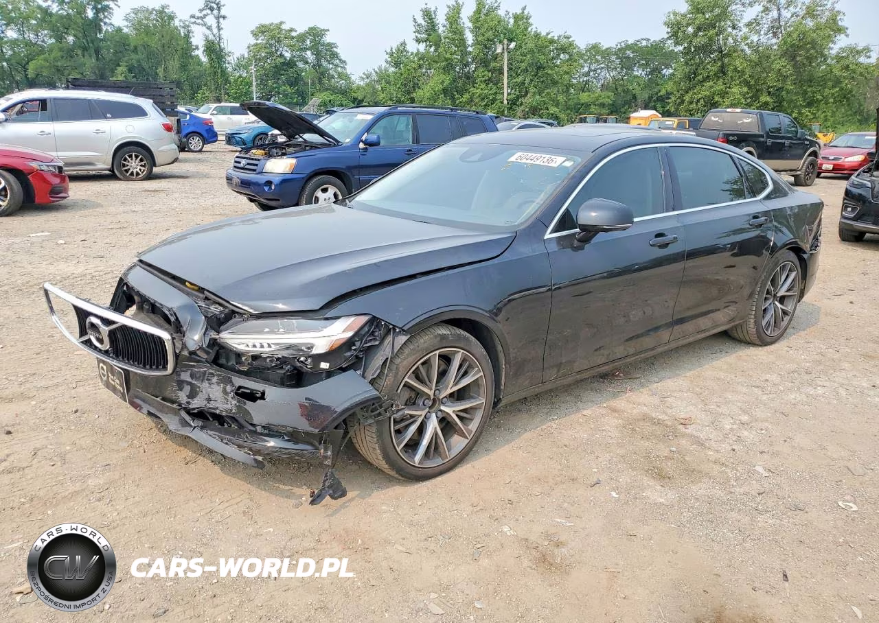 2018 Volvo S90 T6 Momentum – zdjęcie 1 z 12