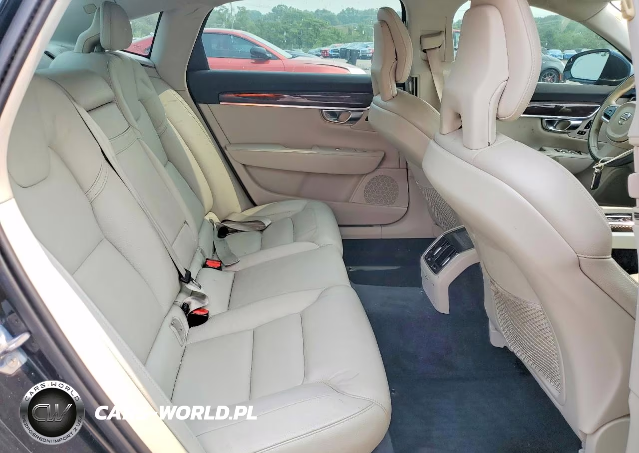 2018 Volvo S90 T6 Momentum VIN:LVY992MK1JP024703 - 10
