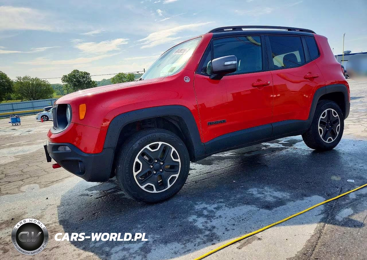 2016 Jeep Renegade Trailhawk – zdjęcie 1 z 13