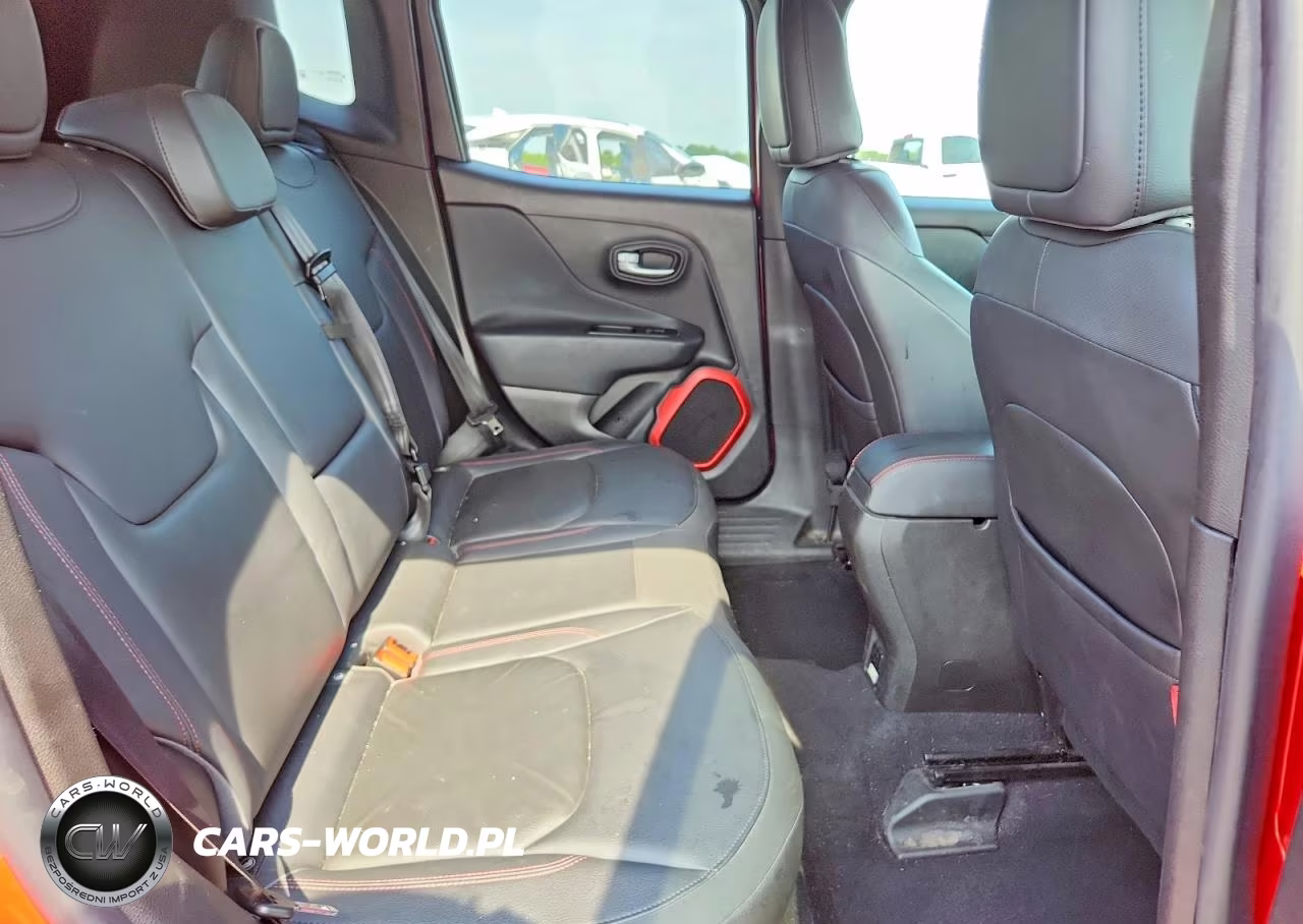 2016 Jeep Renegade Trailhawk VIN:ZACCJBCT5GPE15055 - 11