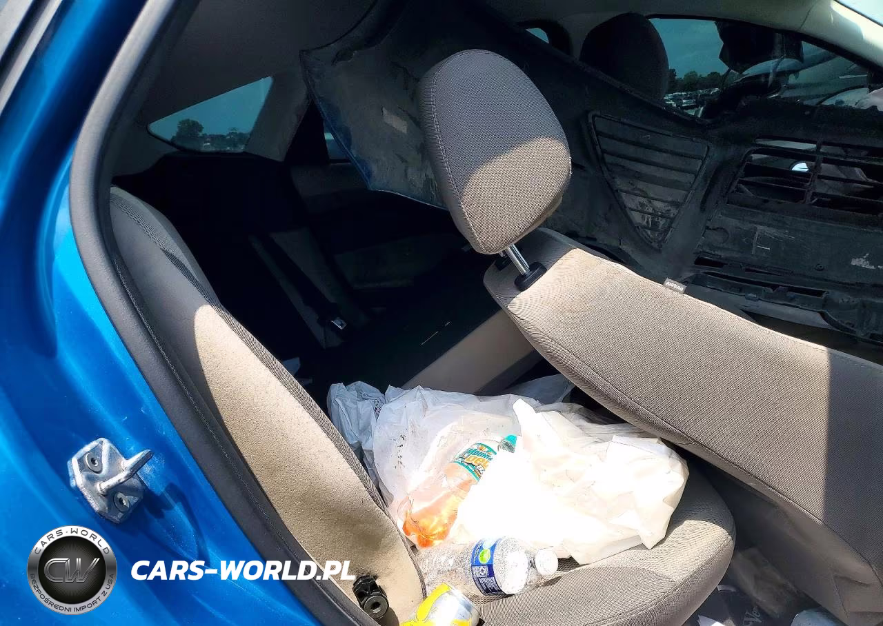2014 Ford Focus Se VIN:1FADP3K2XEL252587 - 10