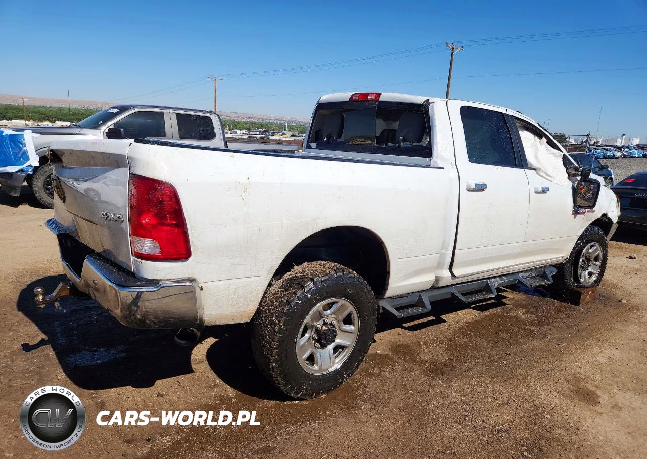 2018 Ram 2500 Slt VIN:3C6UR5DL2JG166033 - 3