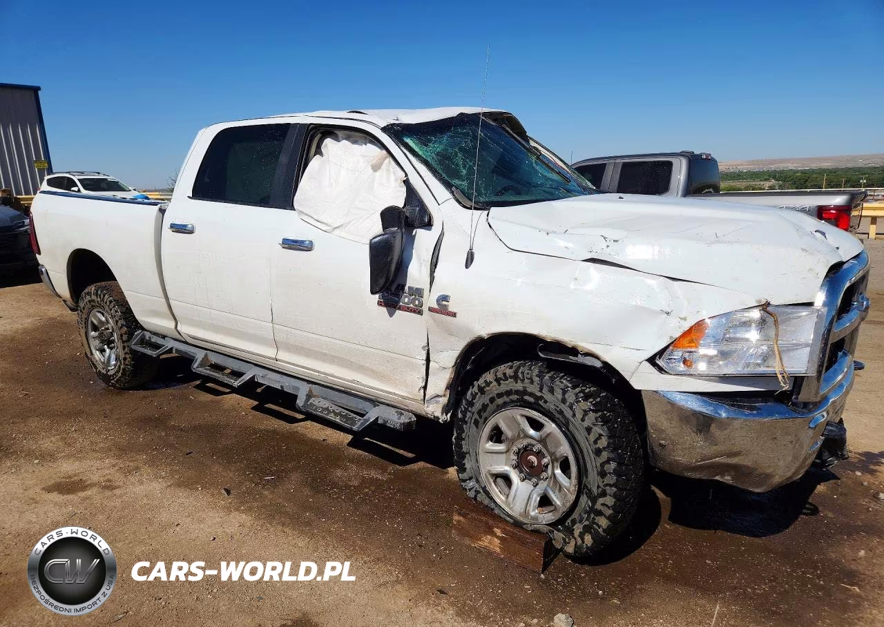 2018 Ram 2500 Slt VIN:3C6UR5DL2JG166033 - 4