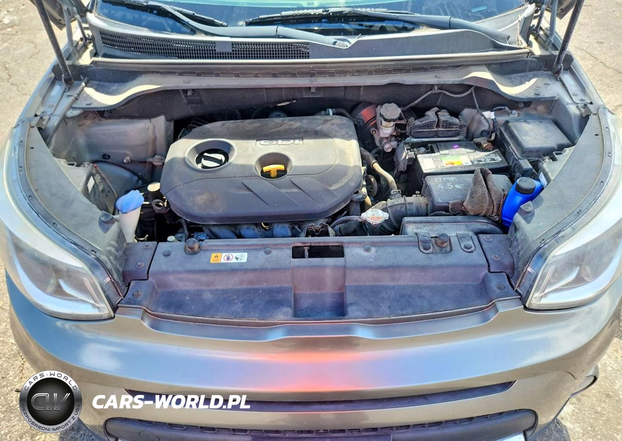 2018 Kia Soul + VIN:KNDJP3A53J7536221 - 11
