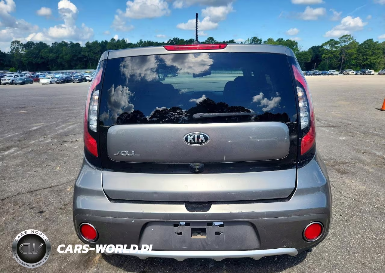 2018 Kia Soul + VIN:KNDJP3A53J7536221 - 6