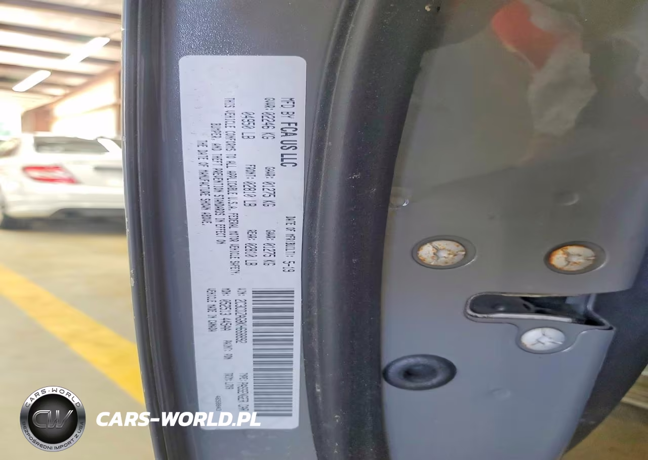 2019 Dodge Challenger Sxt VIN:2C3CDZAG8KH668892 - 12