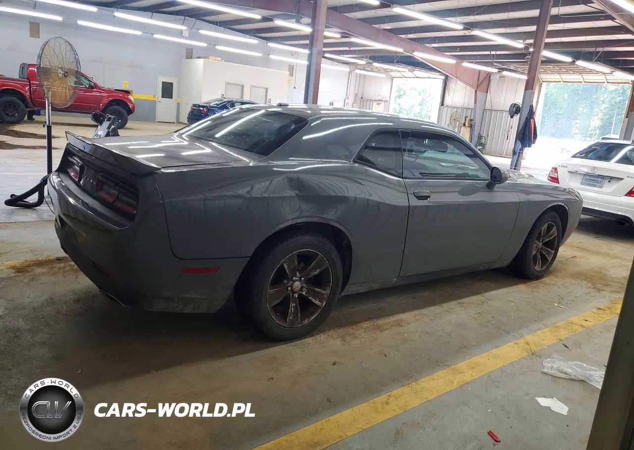2019 Dodge Challenger Sxt VIN:2C3CDZAG8KH668892 - 3
