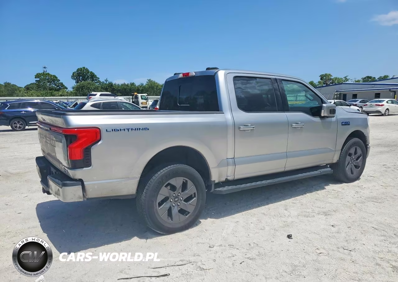2024 Ford F150 Lightning Lariat VIN:1FT6W5L73RWG27526 - 3