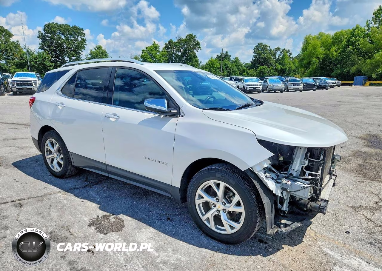 2018 Chevrolet Equinox Premier VIN:2GNAXVEV4J6285626 - 4