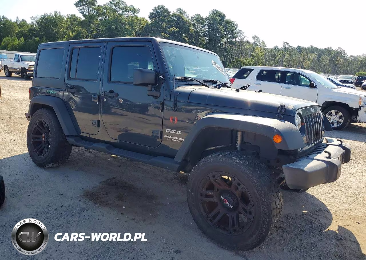 2017 Jeep Wrangler Unlimited Sport VIN:1C4BJWDG1HL662468 - 4