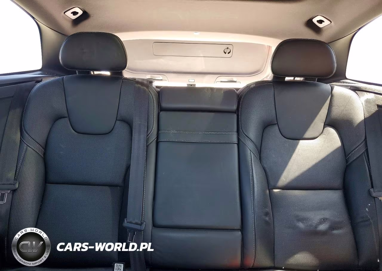 2018 Volvo Xc60 T6 Inscription VIN:YV4A22RL1J1017468 - 10