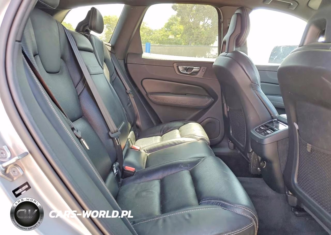 2018 Volvo Xc60 T6 Inscription VIN:YV4A22RL1J1017468 - 11