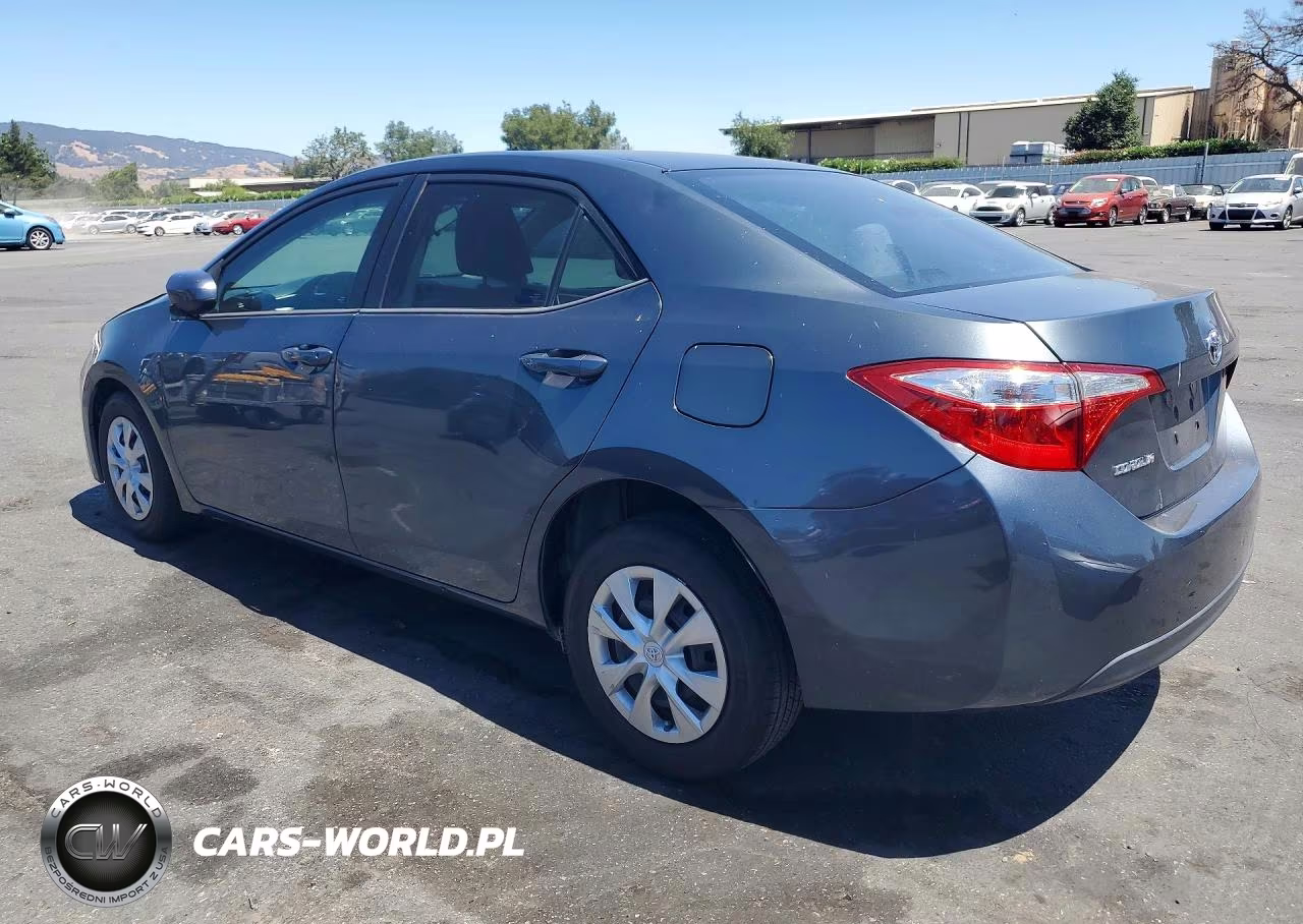2015 Toyota Corolla L VIN:5YFBURHE8FP248819 - 2