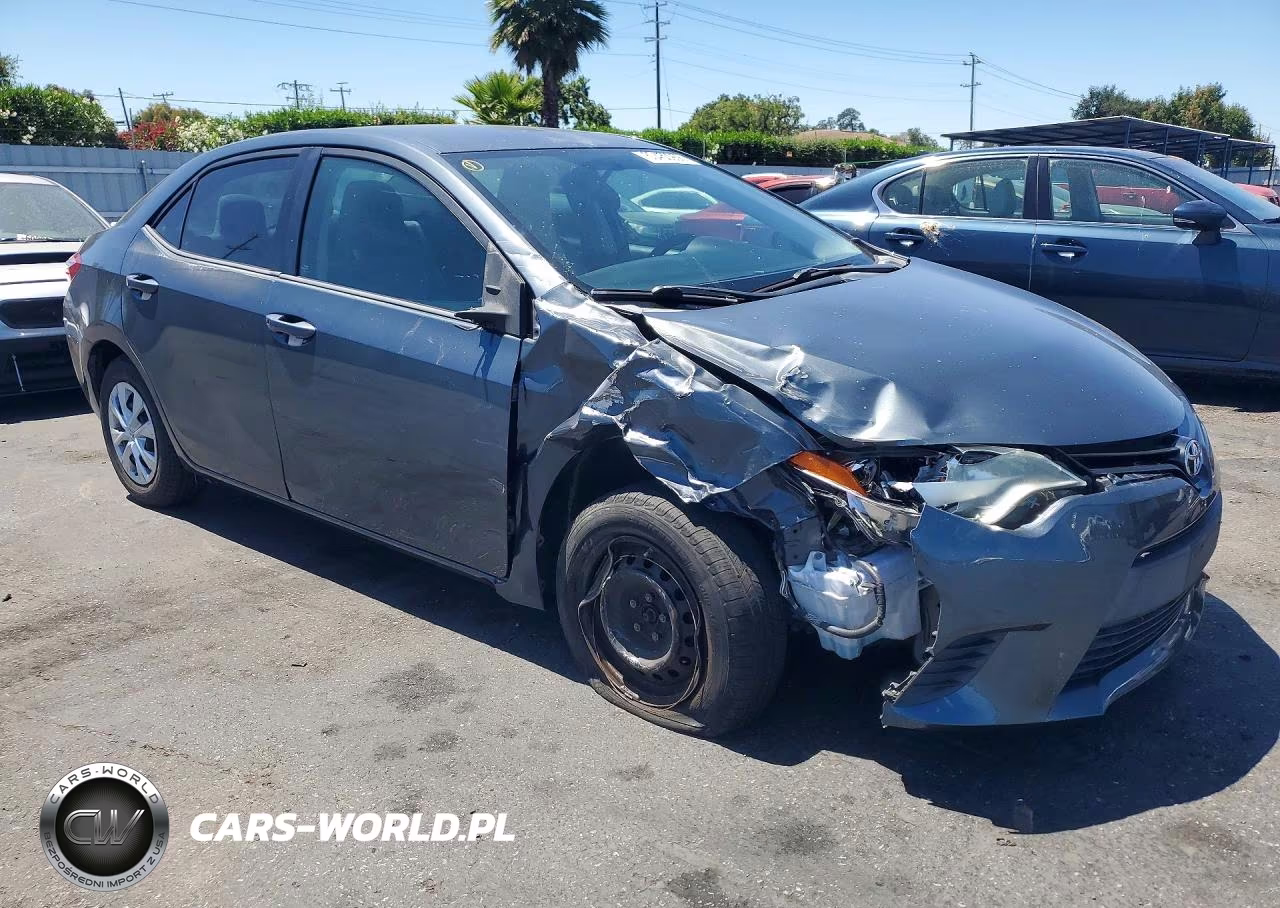 2015 Toyota Corolla L VIN:5YFBURHE8FP248819 - 4