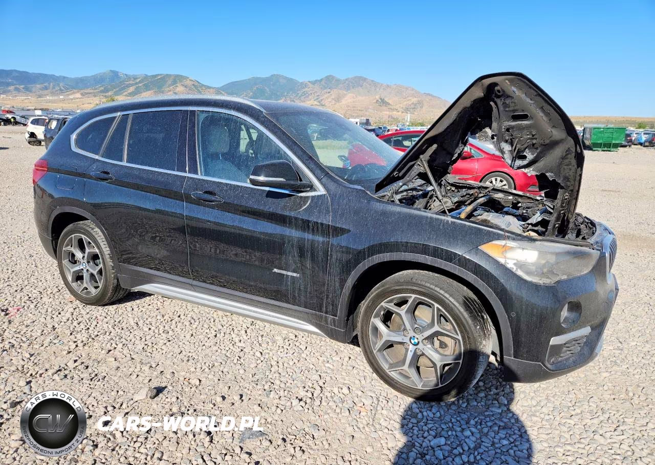 2018 BMW X1 xDrive28I VIN:WBXHT3C39J5F92199 - 4