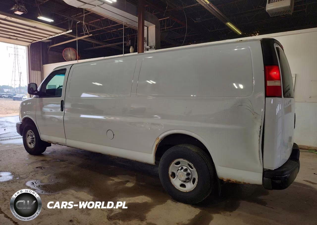 2012 Chevrolet Express G2500 VIN:1GCWGGCA6C1122458 - 2