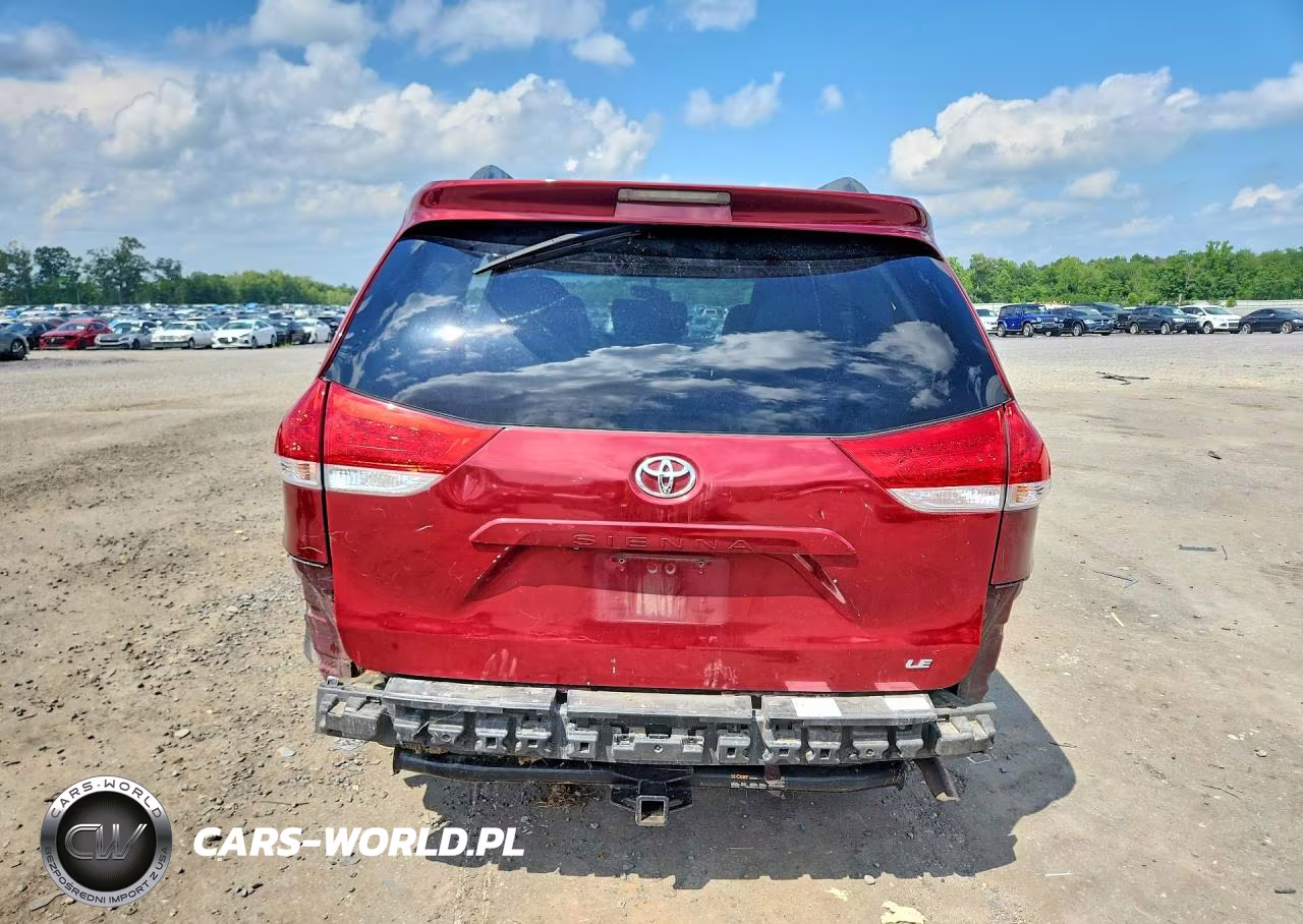 2014 Toyota Sienna Le VIN:5TDKK3DC6ES448689 - 6