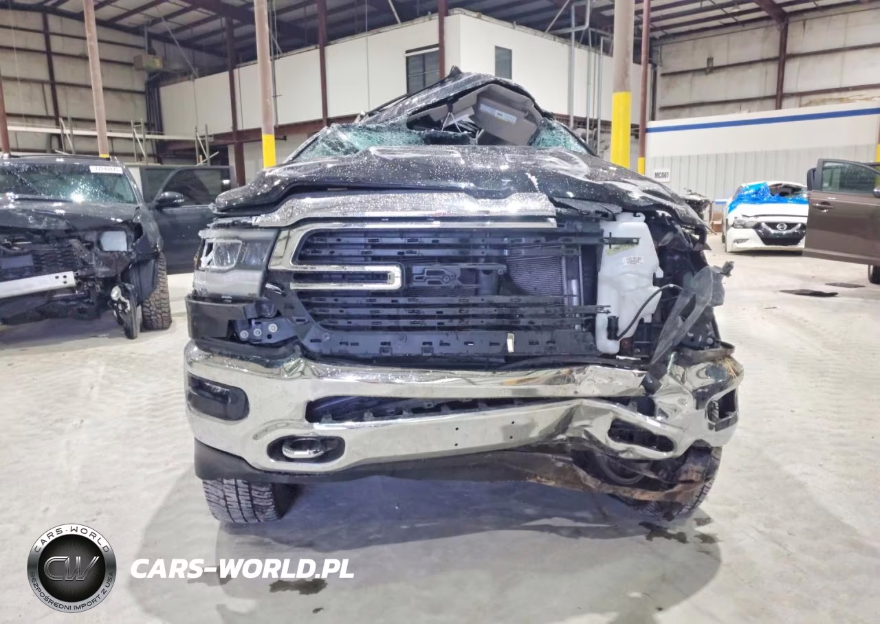 2021 Ram 1500 Laramie VIN:1C6SRFJT3MN751992 - 5