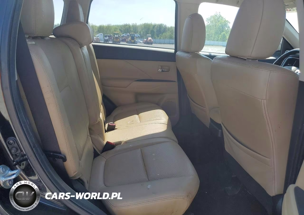2018 Mitsubishi Outlander VIN:JA4AZ3A3XJZ000566 - 11