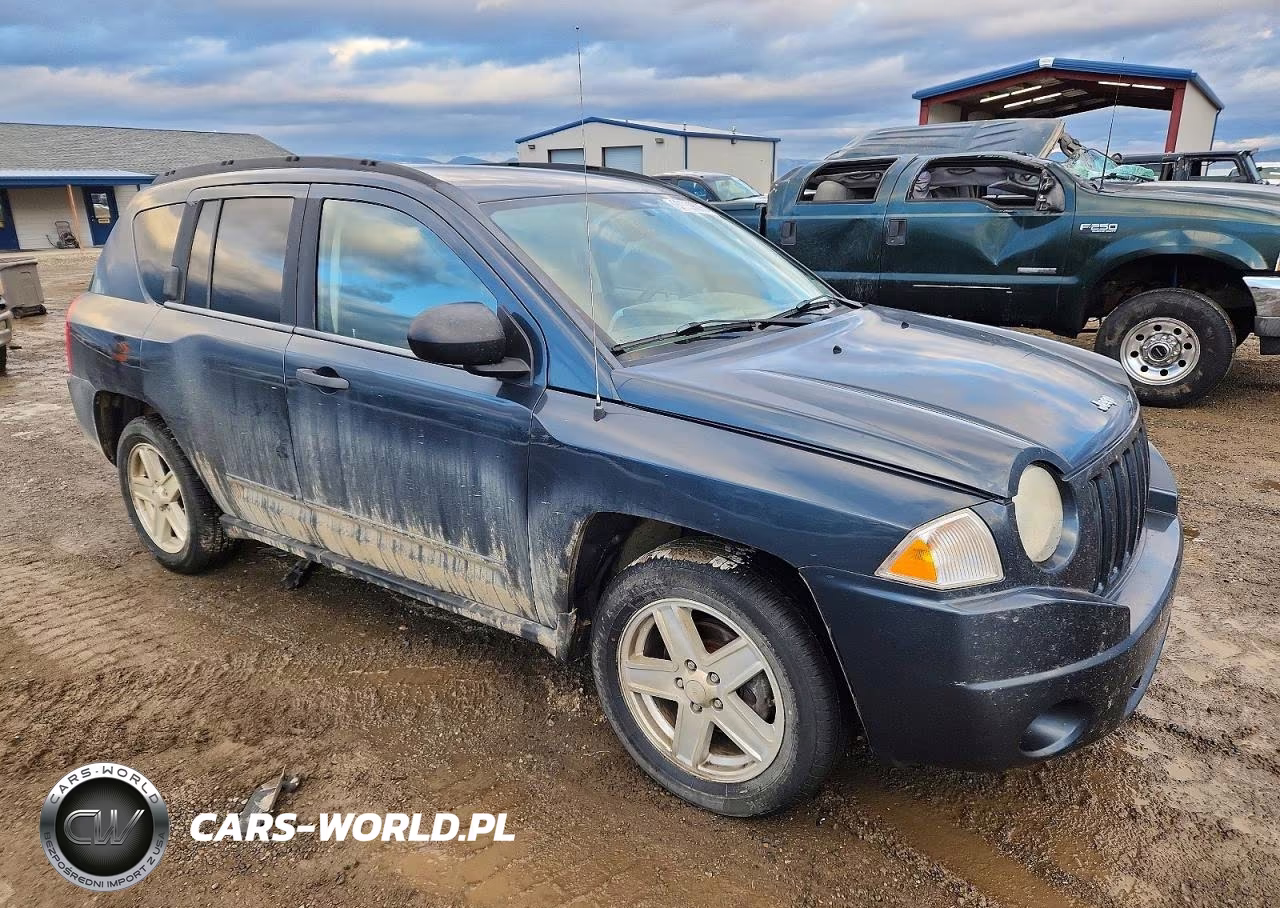 2008 Jeep Compass Sport VIN:1J8FF47W88D634163 - 4